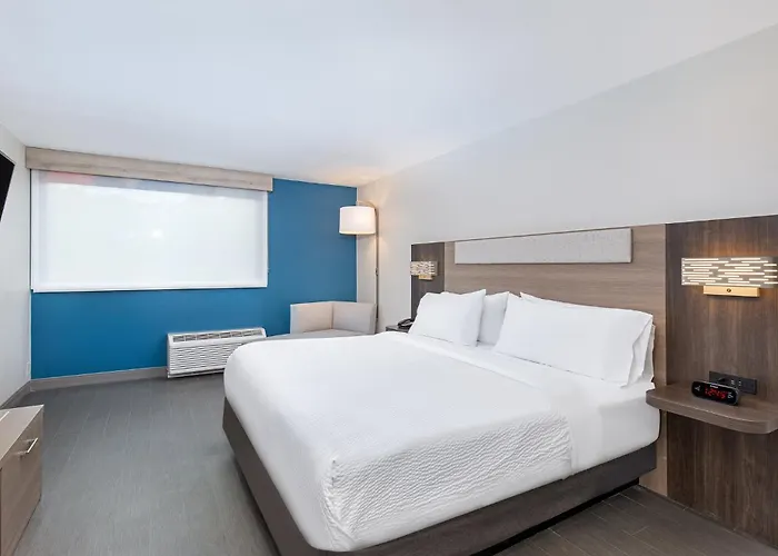 Holiday Inn Express Atlanta Airport - North By Ihg College Park
